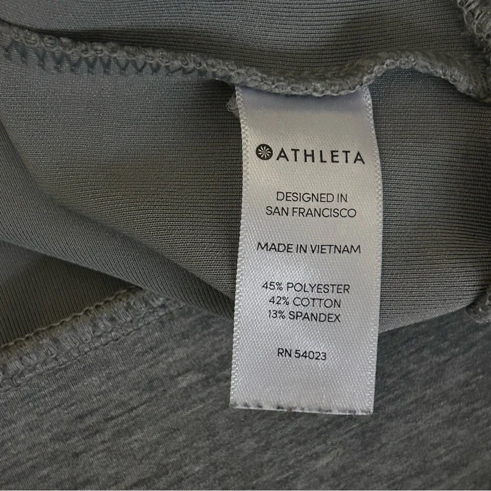 $79 Athleta Modern Sweatshirt Pullover Top Cotton Blend size Large Heather grey